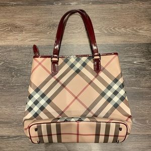 AUTHENTIC⭐️Burberry Tote